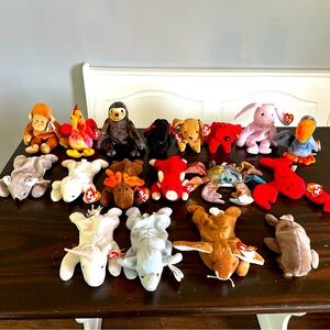 Vintage 90s Beanie Babies Collection.